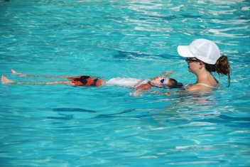 2009-08-20-12 IAN SWIM LESSON.jpg